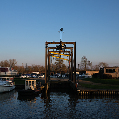 Boat Lift link image